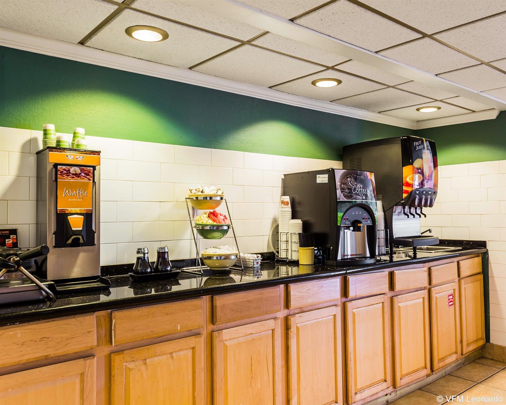 Quality Inn Coliseum North Charleston Bagian luar foto