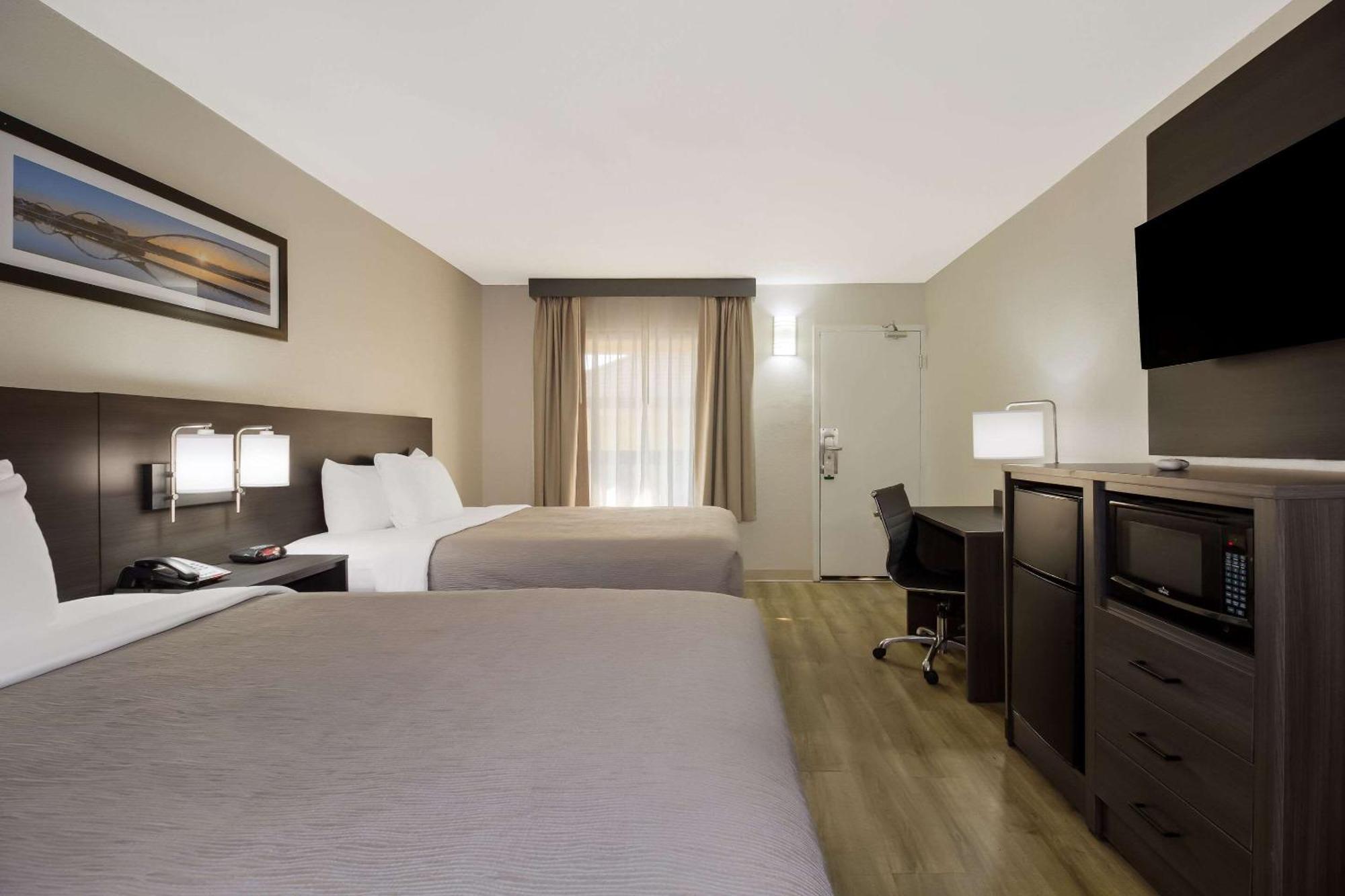 Quality Inn Coliseum North Charleston Bagian luar foto