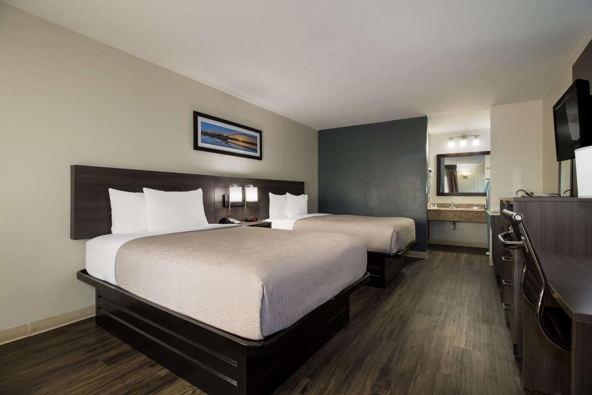 Quality Inn Coliseum North Charleston Bagian luar foto